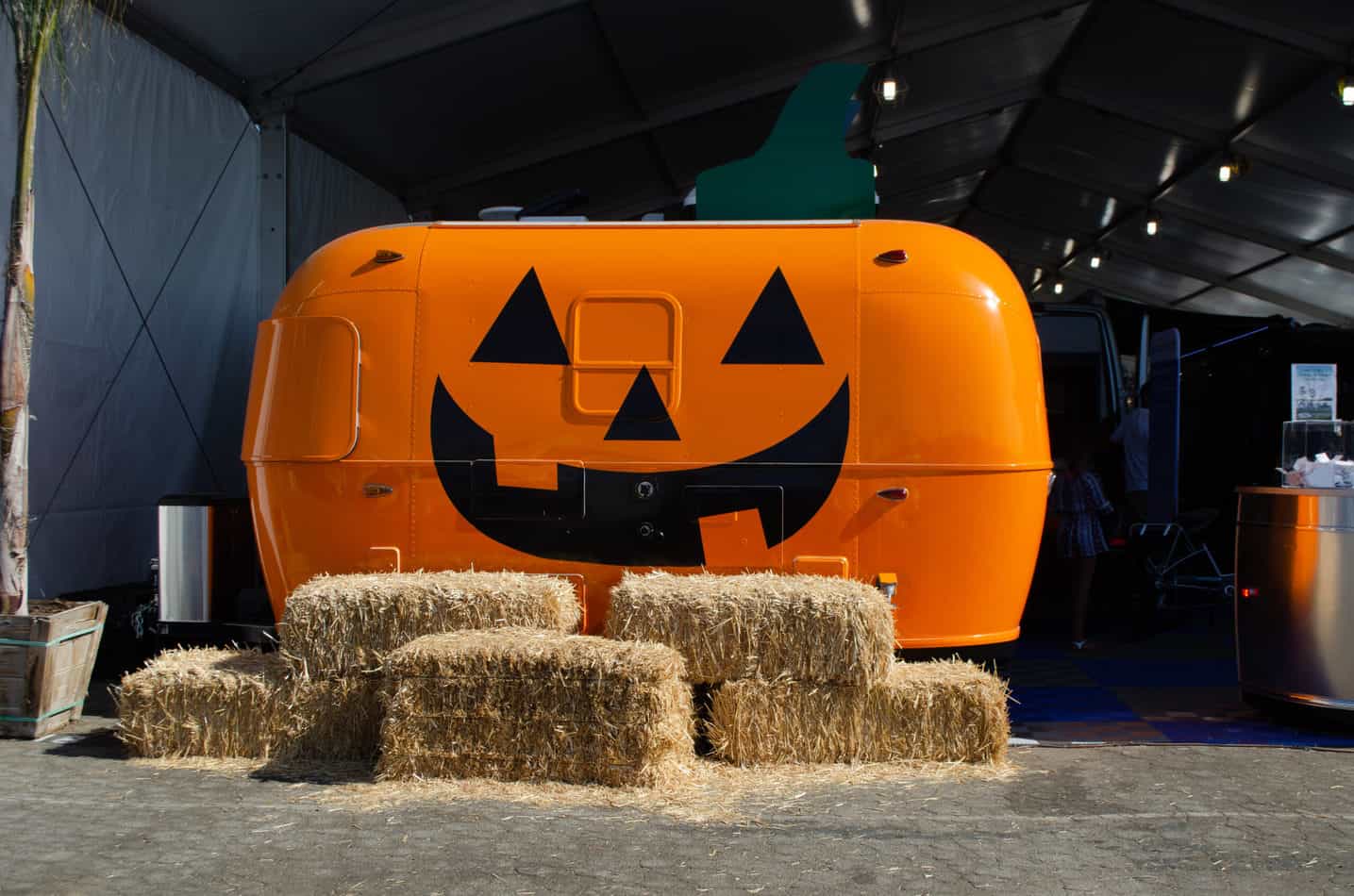 RV Halloween Decorating Ideas for the Spooky Season - Camper Smarts