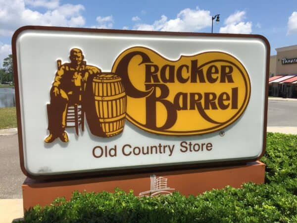 A Cracker Barrel Old Country Store sign.